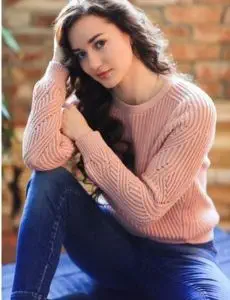 Elite escort service in Deglur for home and hotel visits